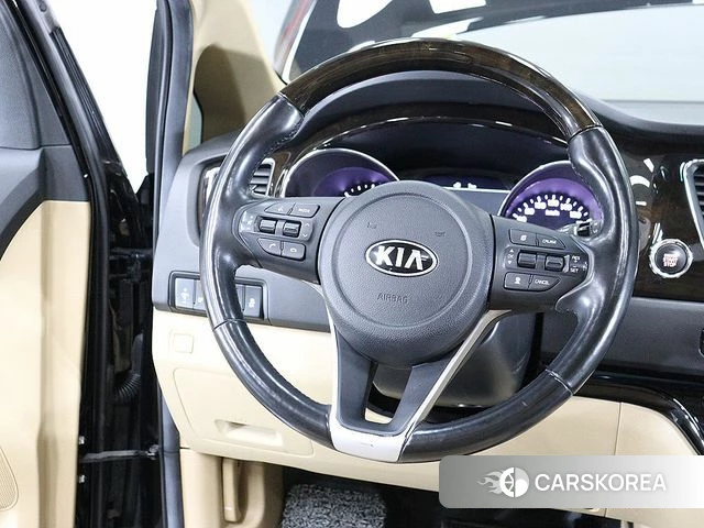 Kia The New Carnival 2018 Черный из Кореи, фото 5