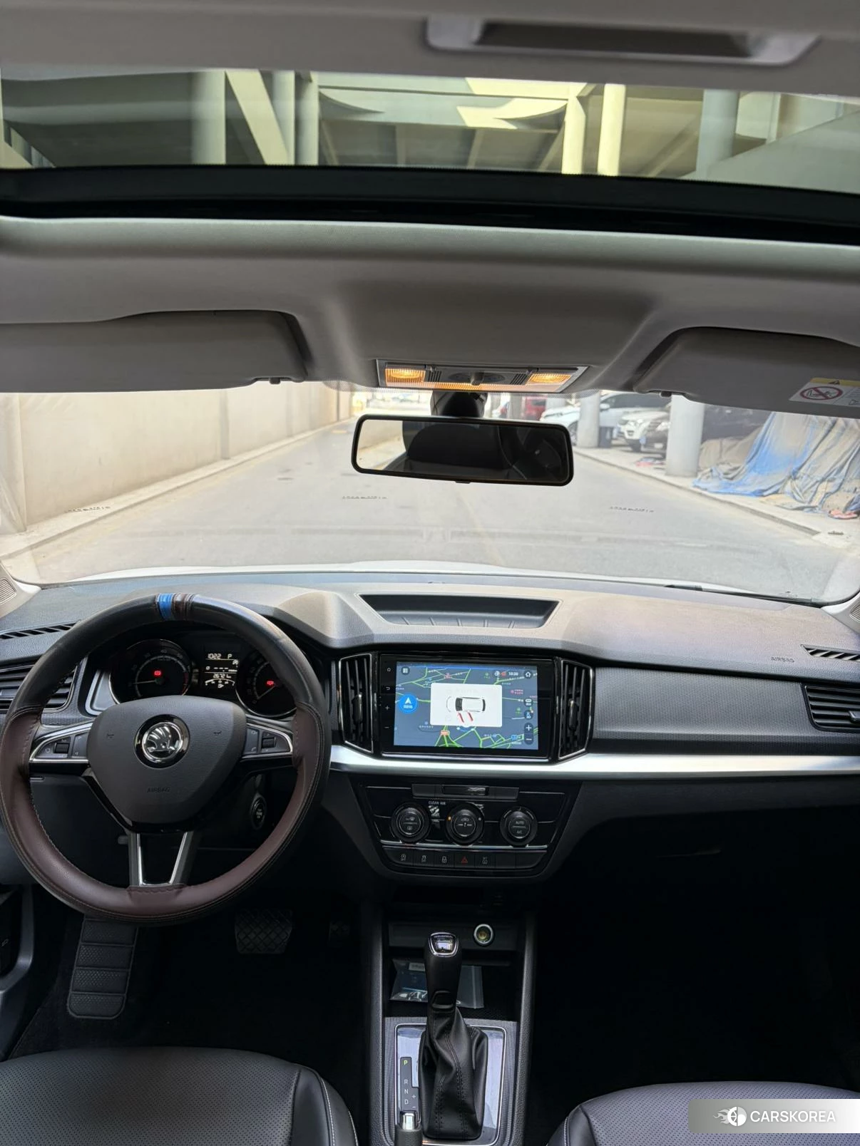 Skoda Komick 2022 Белый из Китая, фото 5