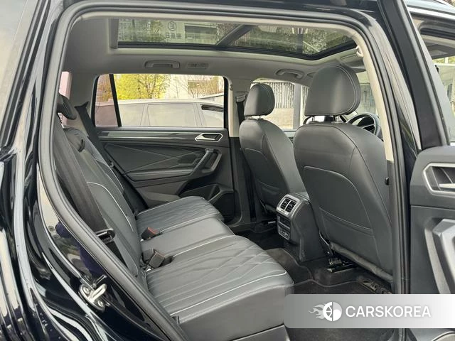 Volkswagen Tiguan L 2024 Черный из Китая, фото 5