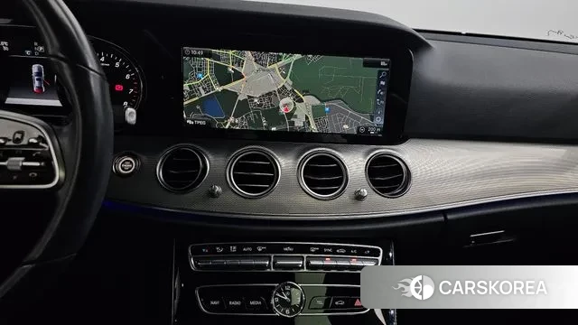 Mercedes-Benz E-Class W213 2019 Белый из Кореи, фото 5