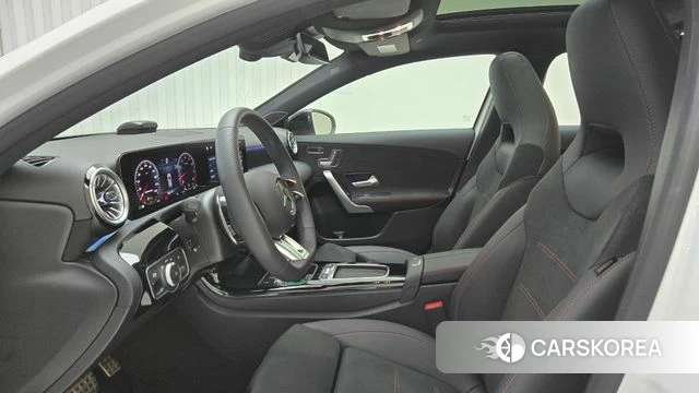 Mercedes-Benz A-Class W177 2025 Белый из Кореи, фото 5