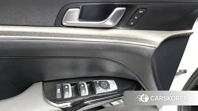 Kia The New K5 Hybrid 3rd generation 2025 Белый из Кореи, фото 5