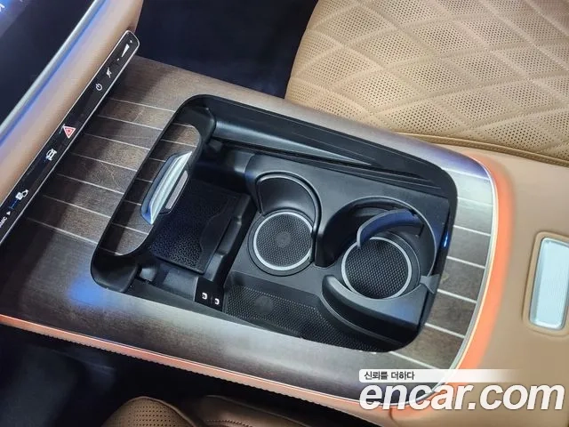 Mercedes-Benz E-Class W214 2024 Белый из Кореи, фото 5