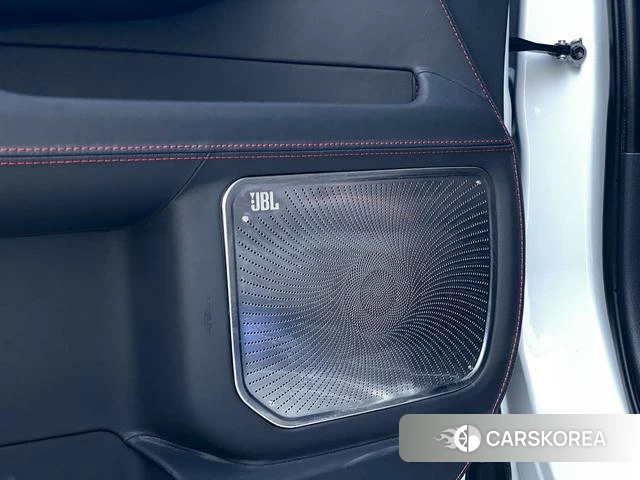 Toyota Saina 2023 Белый из Китая, фото 5