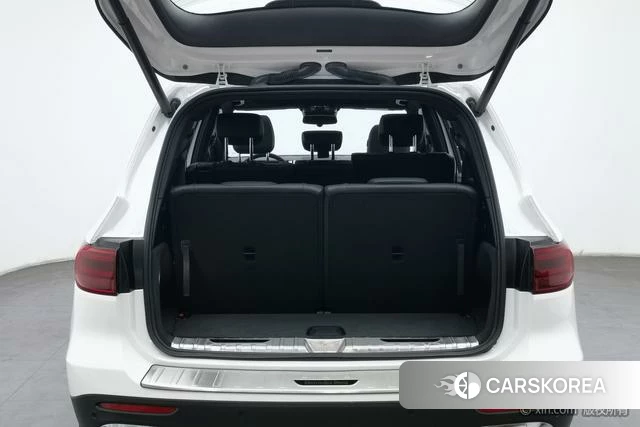 Mercedes-Benz GLB 2024 Белый из Китая, фото 5