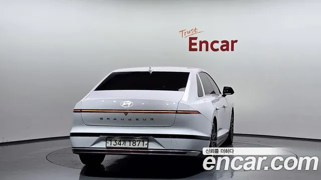 Hyundai Grandeur (GN7) id 2689058 из Кореи 5