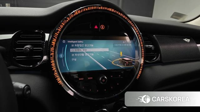 Mini Cooper 2023 Черный из Кореи, фото 5