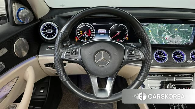 Mercedes-Benz E-Class W213 2018 Белый из Кореи, фото 5