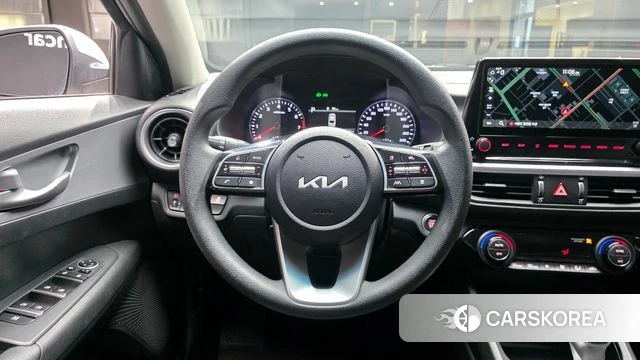 Kia The New K3 2nd generation 2022 Белый из Кореи, фото 5