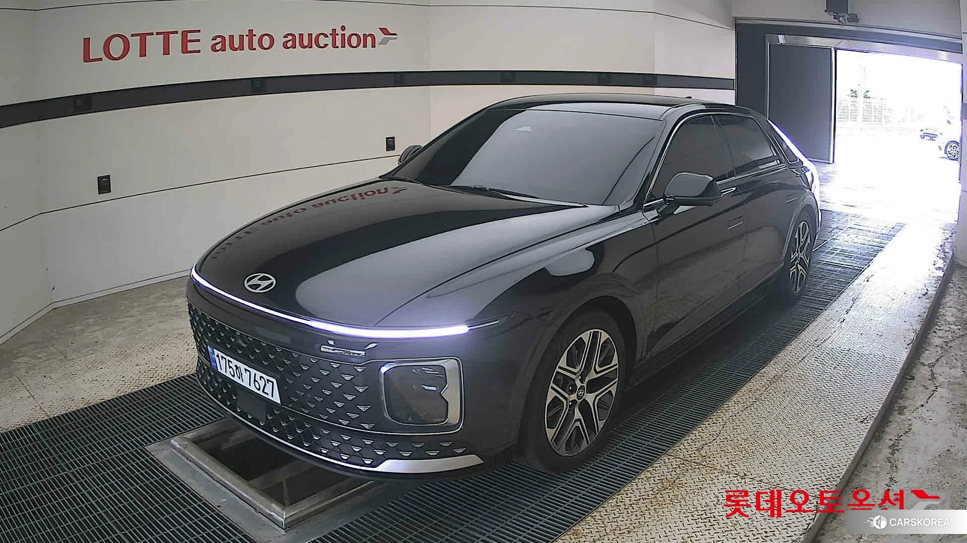 Hyundai Grandeur 2023 Abyss Black Pearl из Кореи, фото 5