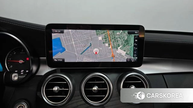 Mercedes-Benz C-Class W205 2019 Белый из Кореи, фото 5