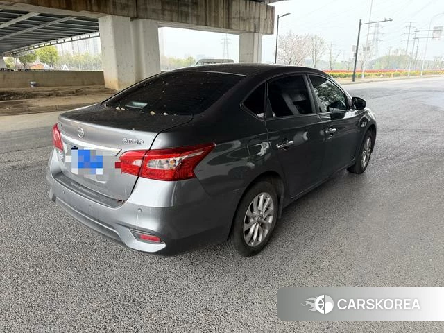 Nissan Xuan Yi 2024 Темно-серый из Китая, фото 5