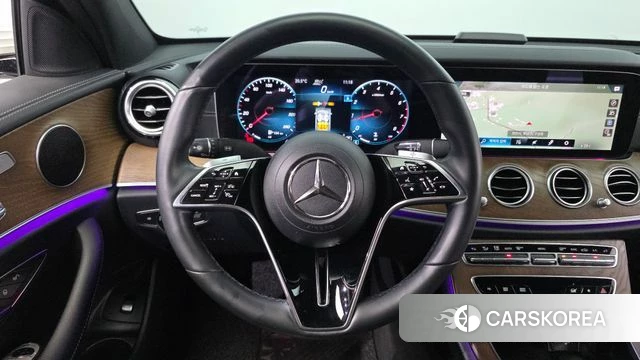 Mercedes-Benz E-Class W213 2021 Белый из Кореи, фото 5