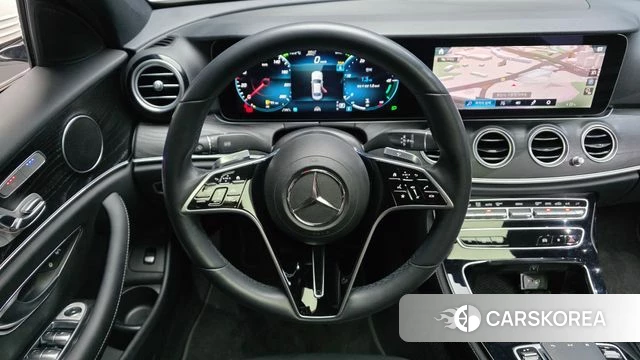 Mercedes-Benz E-Class W213 2022 Белый из Кореи, фото 5