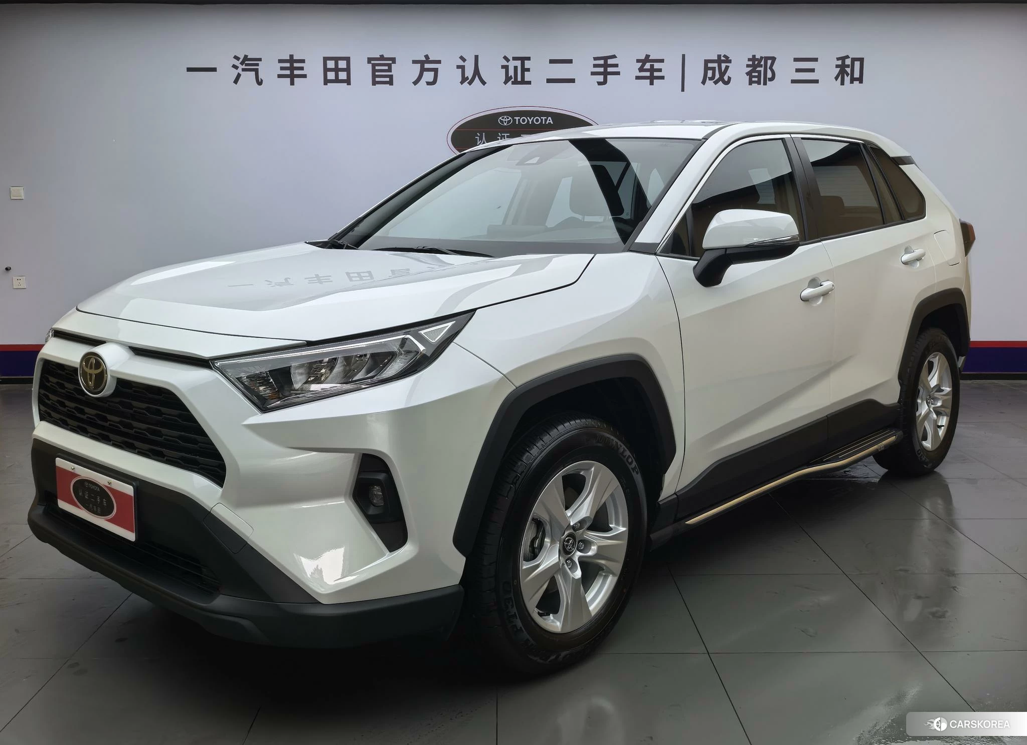 Toyota RAV4 2024 Белый из Китая, фото 5