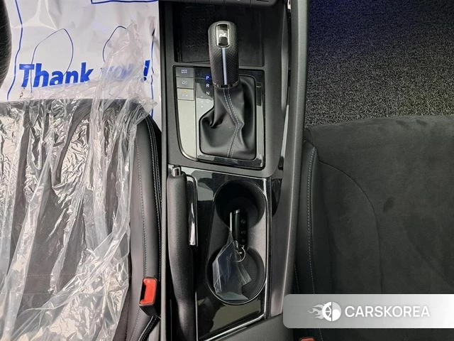 Hyundai Avante (CN7) 2022 Серебристо-серый из Кореи, фото 5