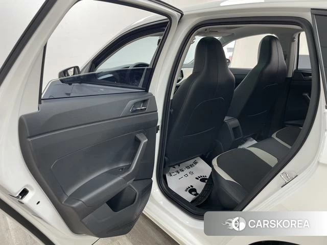 Volkswagen Polo 2021 Белый из Китая, фото 5