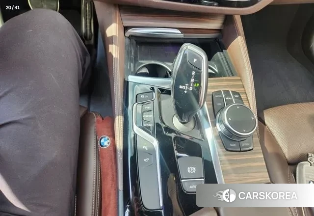 BMW 5 Series (G30) 2018 Серый из Кореи, фото 5