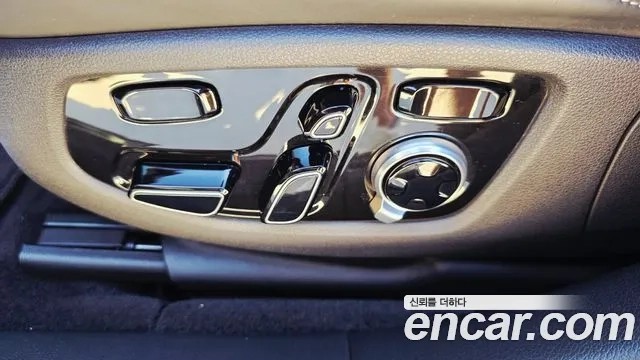 Genesis G90 2019 Черный из Кореи, фото 5