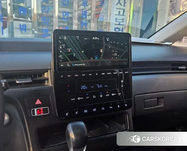 Hyundai Staria 2022 Черный из Кореи, фото 5