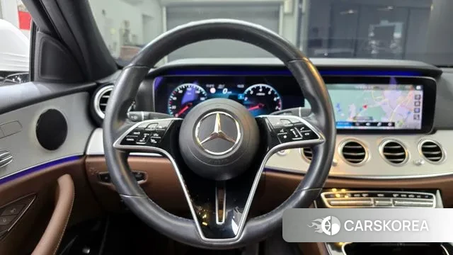 Mercedes-Benz E-Class W213 2021 Белый из Кореи, фото 5