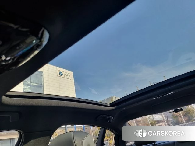 BMW 5 Series (G60) 2024 Небесно-голубой из Кореи, фото 5