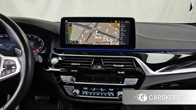 BMW 5 Series (G30) 2021 Черный из Кореи, фото 5