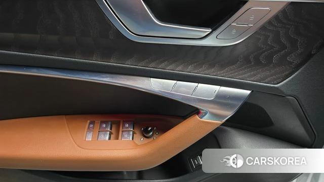 Audi A6 (C8) 2021 Белый из Кореи, фото 5