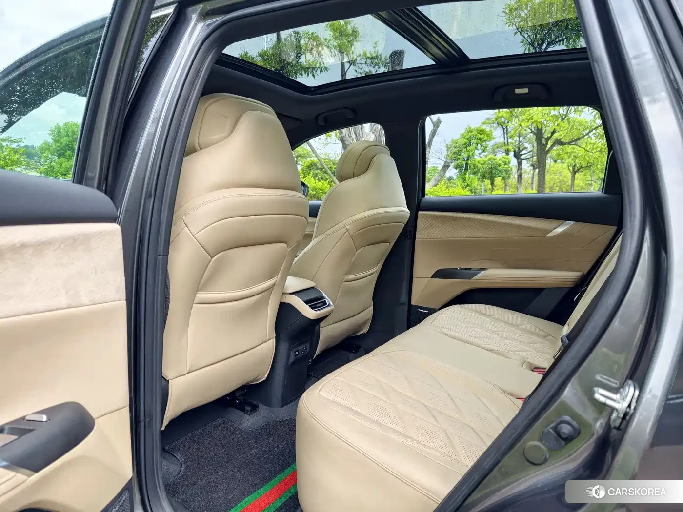 Chang'an Changan CS75PLUS 2024 Silver/gray из Китая, фото 5