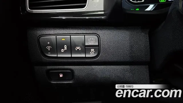 Kia Niro 2018 Белый из Кореи, фото 5