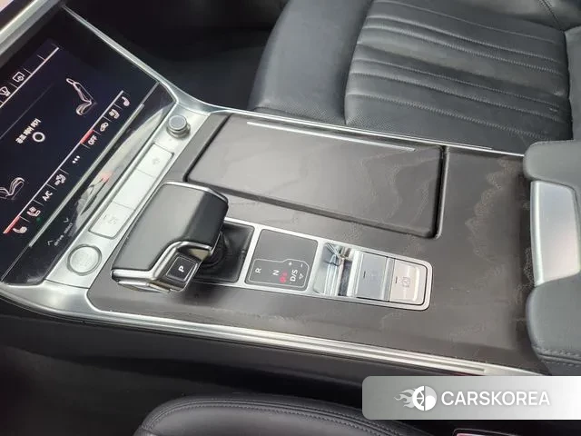 Audi A6 (C8) 2020 Белый из Кореи, фото 5