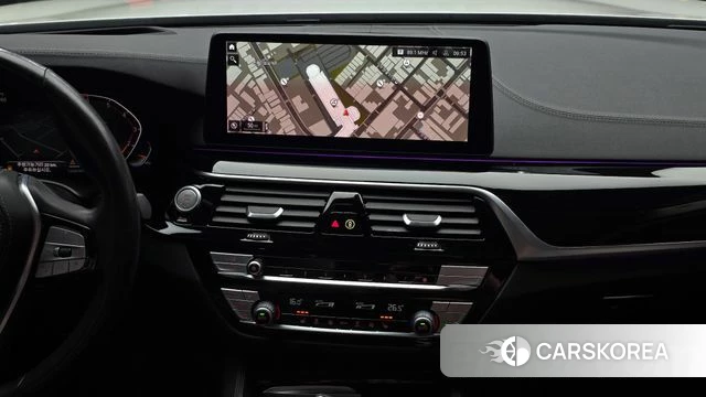 BMW 5 Series (G30) 2022 Белый из Кореи, фото 5