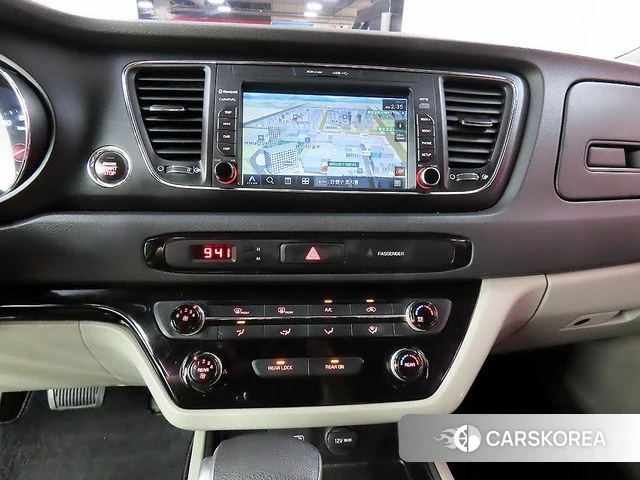 Kia The New Carnival 2018 Черный из Кореи, фото 5