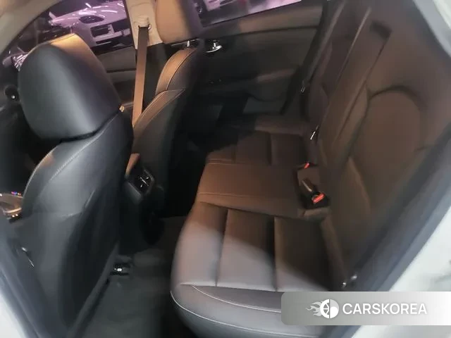 Kia The New K3 2nd generation 2022 Белый из Кореи, фото 5