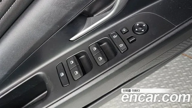 Hyundai Avante Hybrid (CN7) 2021 Серебристо-серый из Кореи, фото 5