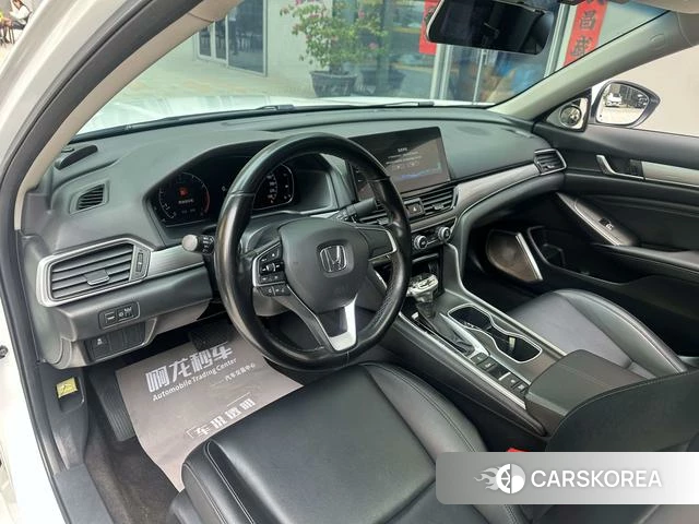 Honda Accord 2023 Белый из Китая, фото 5