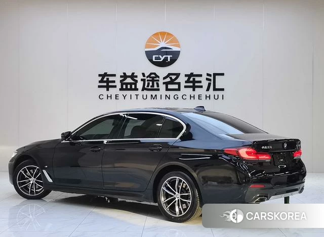 BMW 5 series 2023 Черный из Китая, фото 5