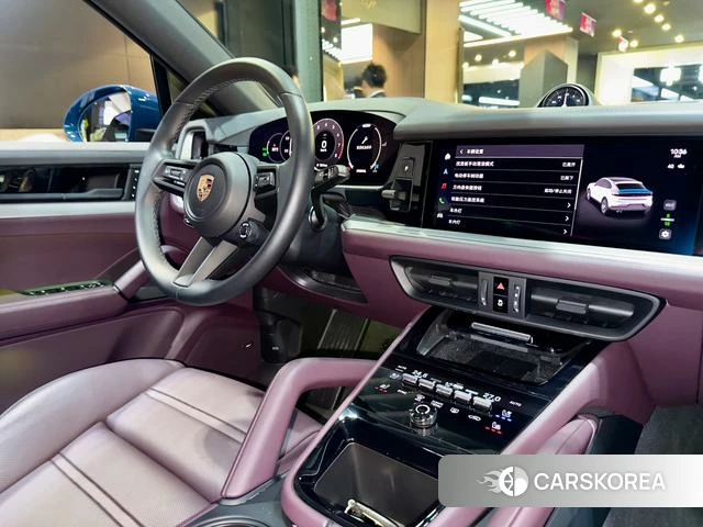 Porsche Cayenne 2024 Синий из Китая, фото 5