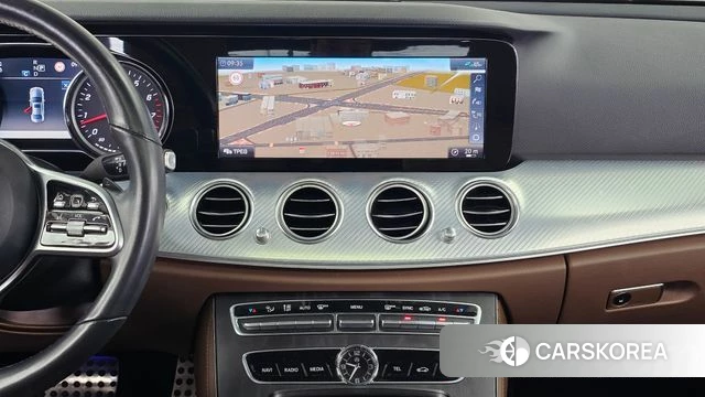 Mercedes-Benz E-Class W213 2020 Белый из Кореи, фото 5