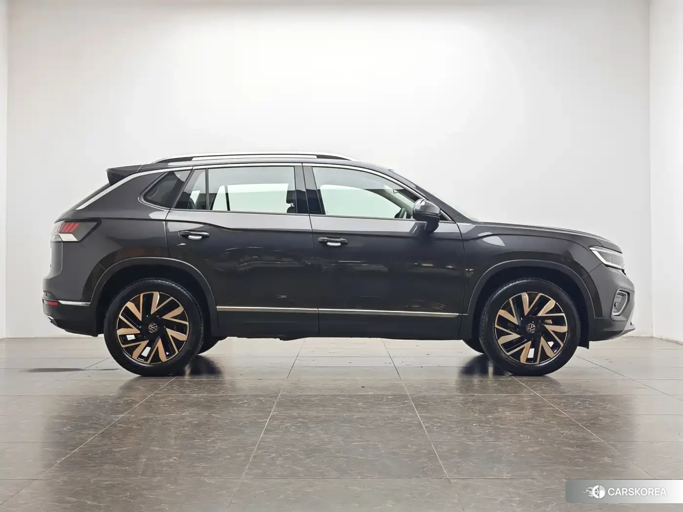 Volkswagen Tayron 2026 Черный из Китая, фото 5
