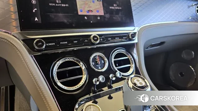 Bentley Continental GT 4th Generation 2025 Небесно-голубой из Кореи, фото 5