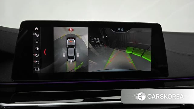 BMW 5 Series (G30) 2019 Серебристо-серый из Кореи, фото 5