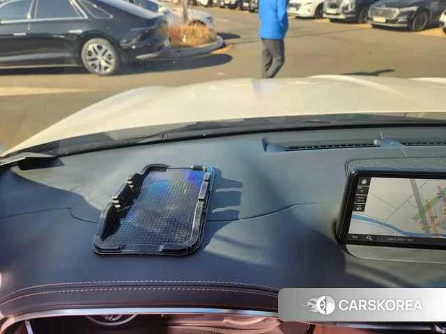 Genesis GV70 2023 Белый из Кореи, фото 5