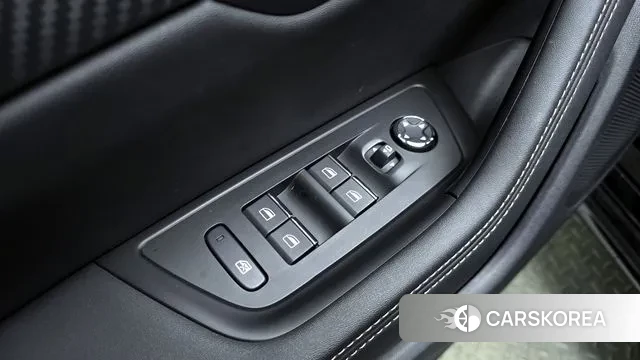 Peugeot 508 second Generation 2022 Черный из Кореи, фото 5