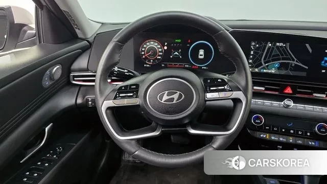 Hyundai The New Avante (CN7) 2025 Серебристо-серый из Кореи, фото 5