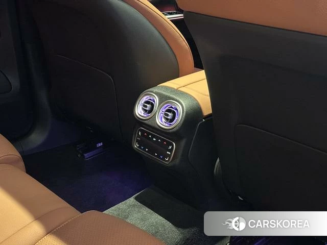 Mercedes-Benz GLC 2025 Черный из Китая, фото 5