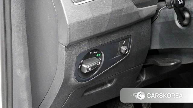 Volkswagen Tiguan second Generation 2020 Белый из Кореи, фото 5