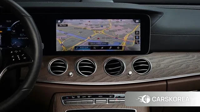 Mercedes-Benz E-Class W213 2023 Белый из Кореи, фото 5