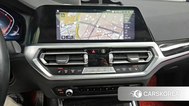 BMW 3 Series (G20) 2022 Черный из Кореи, фото 5