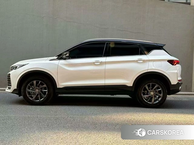 Geely Automobile Binyue 2025 Белый из Китая, фото 5